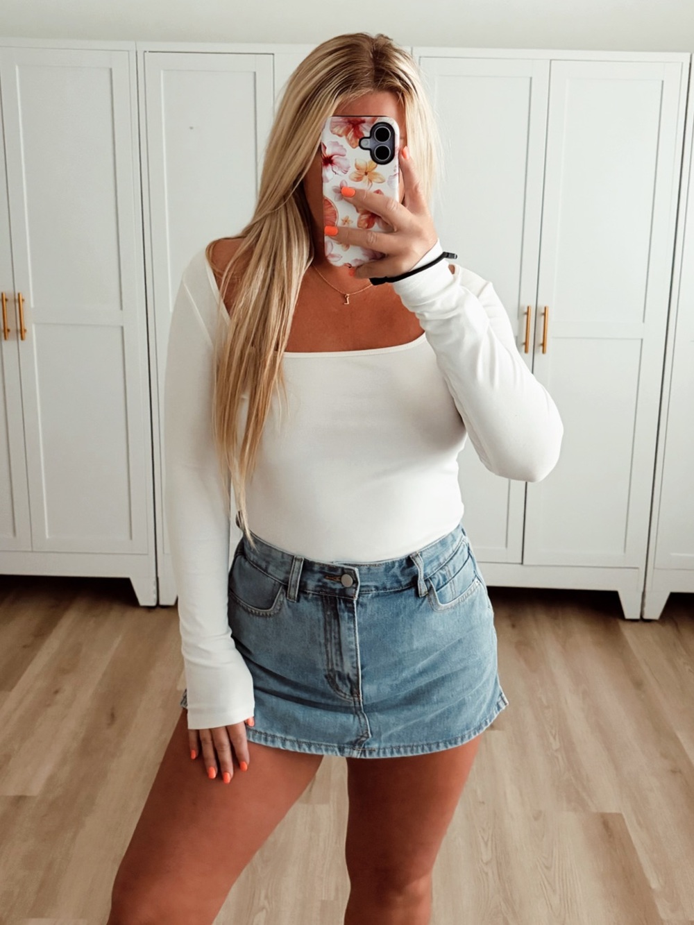 White Long Sleeve Women's Top